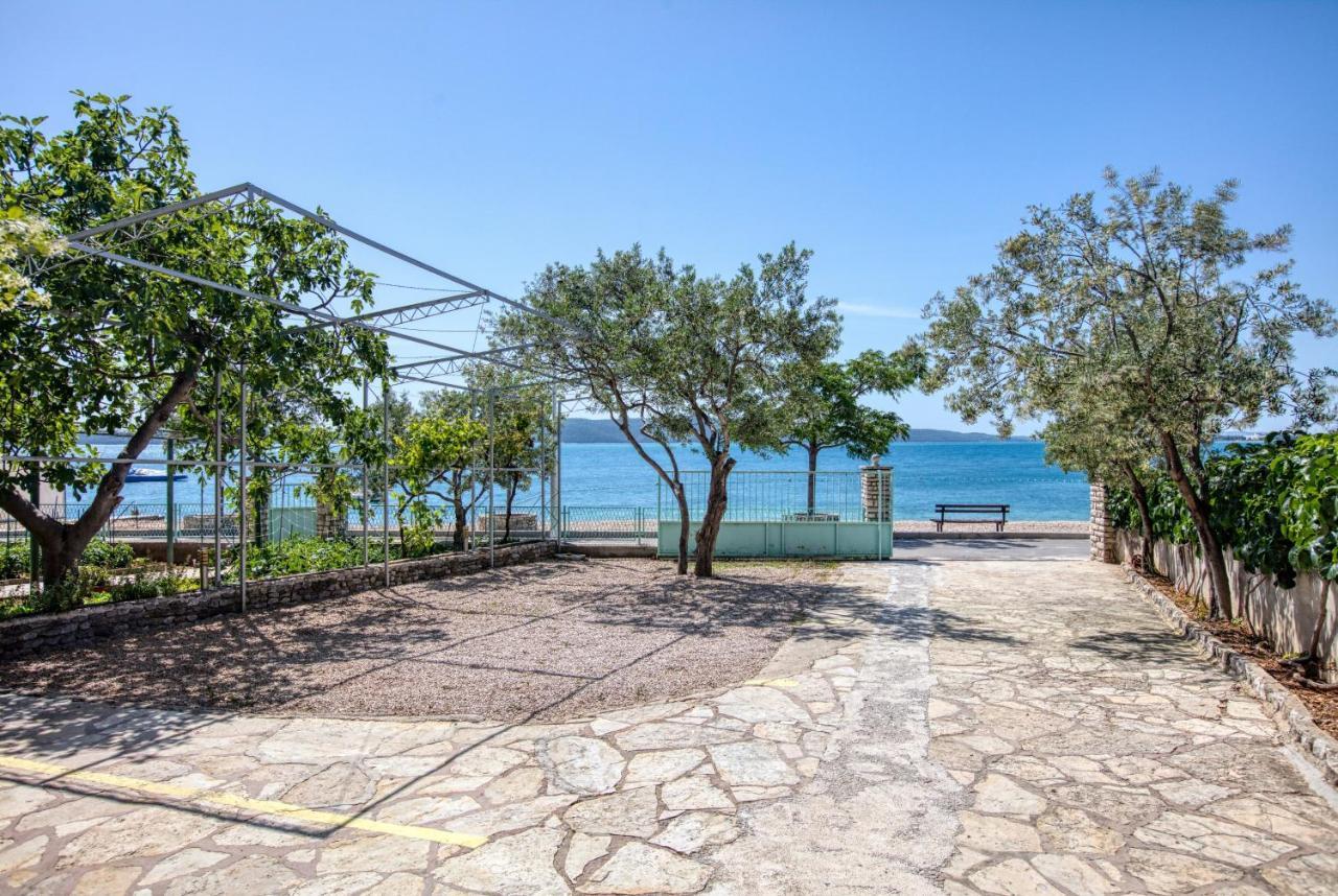 Family Friendly Seaside Apartments Brodarica, Sibenik - 4833 Brodarica  Eksteriør bilde