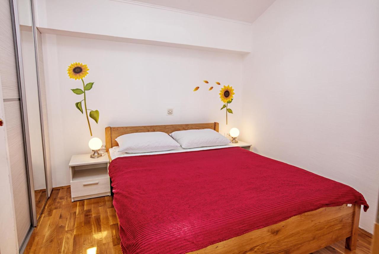 Family Friendly Seaside Apartments Brodarica, Sibenik - 4833 Brodarica  Eksteriør bilde