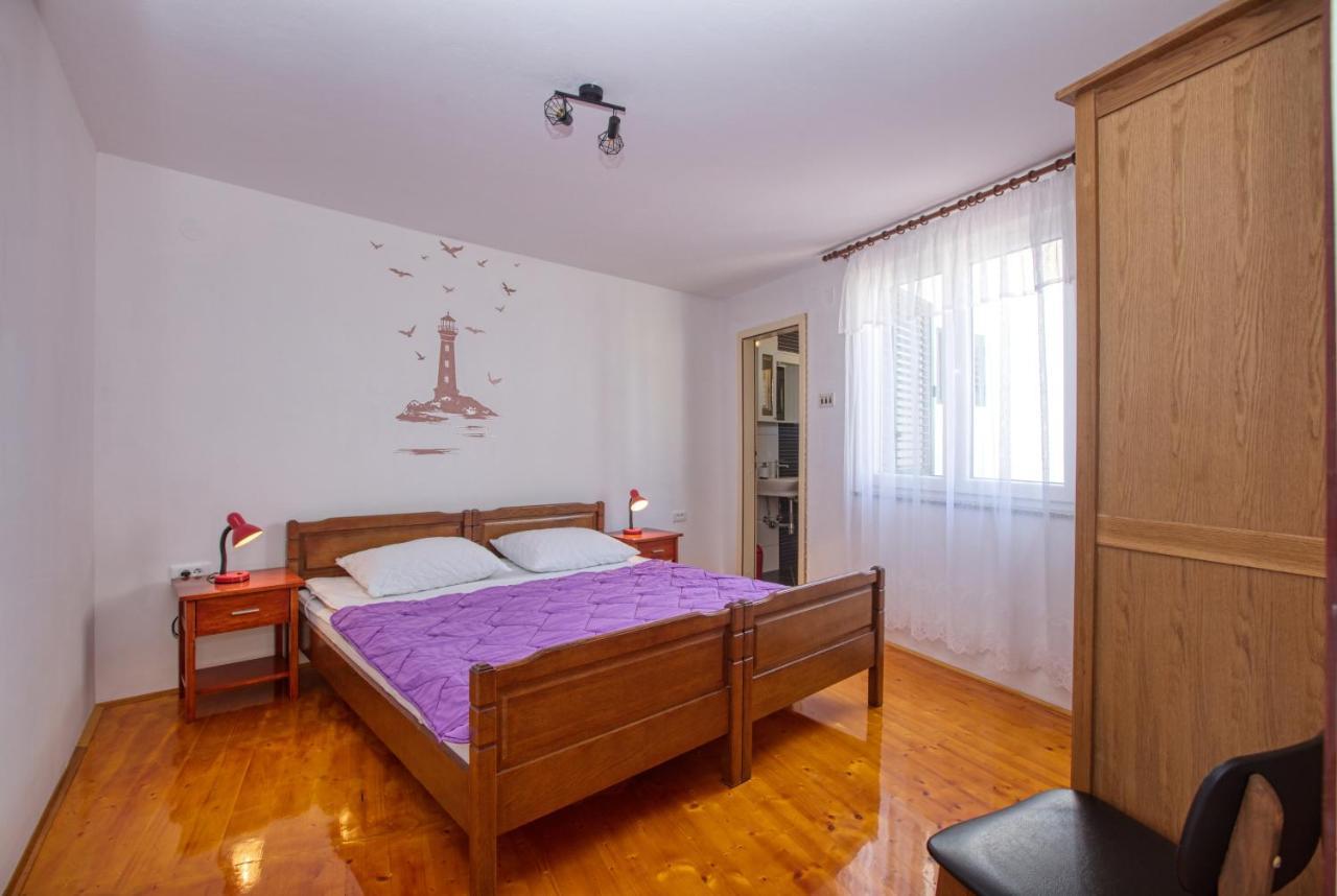 Family Friendly Seaside Apartments Brodarica, Sibenik - 4833 Brodarica  Eksteriør bilde