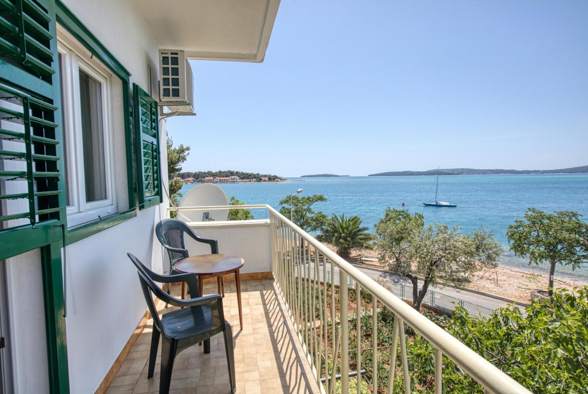 Family Friendly Seaside Apartments Brodarica, Sibenik - 4833 Brodarica  Eksteriør bilde