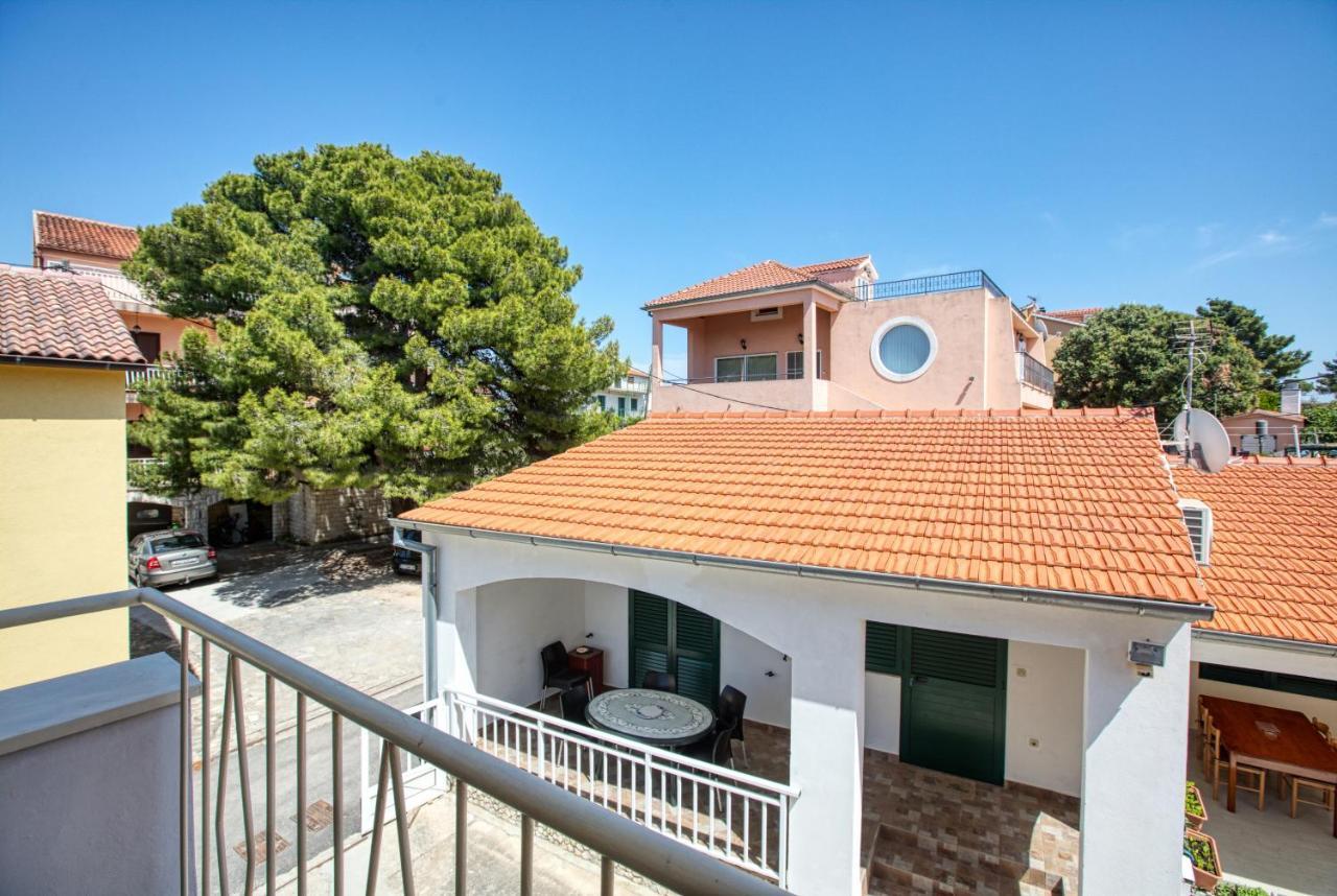 Family Friendly Seaside Apartments Brodarica, Sibenik - 4833 Brodarica  Eksteriør bilde