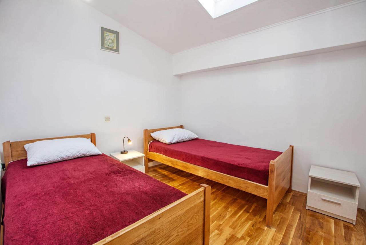 Family Friendly Seaside Apartments Brodarica, Sibenik - 4833 Brodarica  Eksteriør bilde